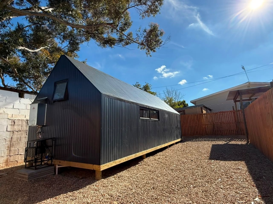 To Let 1 Bedroom Property for Rent in Idasvallei Western Cape